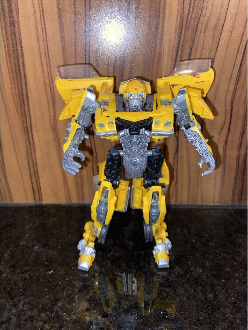 Transformers Studio Series Bumblebee #E4699 Customized? Hasbro SS-01 2007 Movie